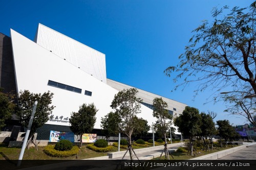 [頭份潤發] 日日欣建設「耕築」(大樓)周邊環境實景 2014-05-20 004
