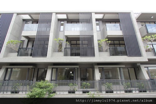 [新竹南寮] 竹匠建設「青玉璽」(透天)外觀實景 2014-05-25 019