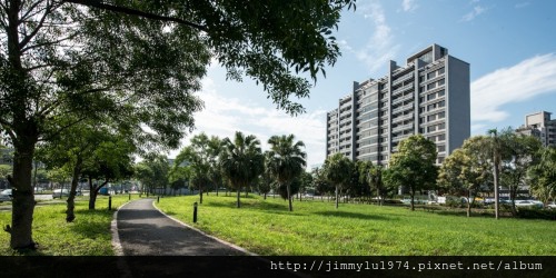 [竹北法院] 大濟建設「臻品花園」(大樓) 2014-06-27 005 外觀實景