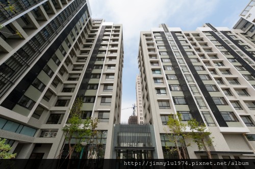 [竹北水岸] 源美建設「寬樸」(大樓)外觀公設實景 2013-03-12 005