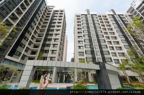 [竹北水岸] 源美建設「寬樸」(大樓)外觀公設實景 2013-03-12 010