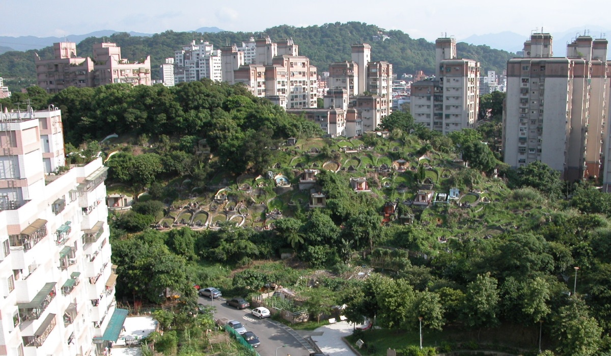 [台北文山] 台北市文山區福興路底公墓 2004-05-23 002.jpg