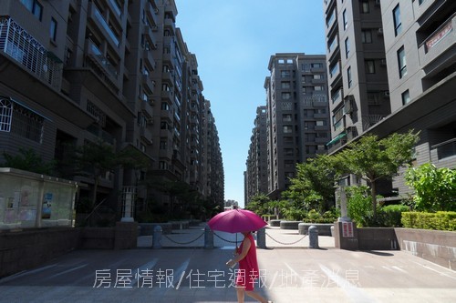 台中半日遊01大鵬新村.JPG