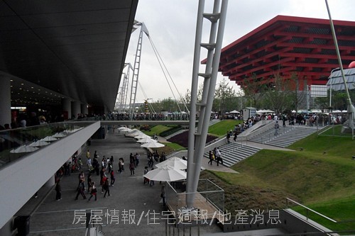 14 世博軸與中國館.JPG