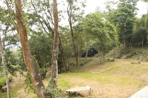 雲起山莊08基地現場.JPG