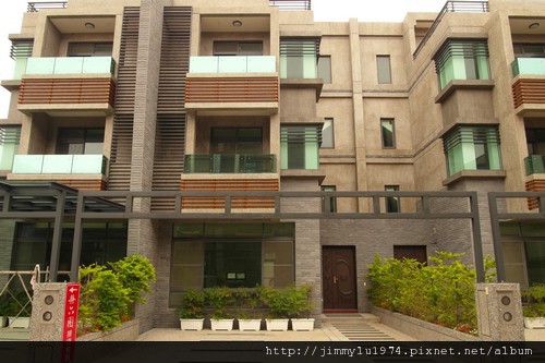 [竹南] 佑康建設「兼六園」2011-05-05 010.jpg