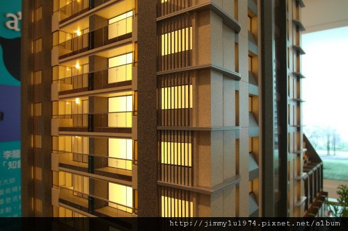[竹北] 群新建設「A'more」2011-06-01 04.jpg
