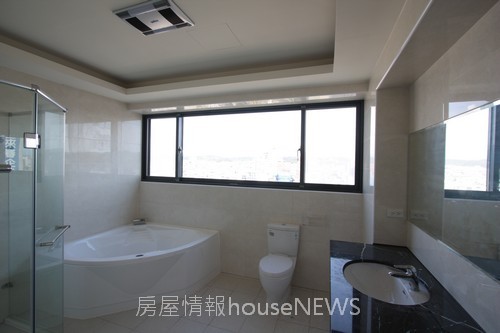 理德建設「水立方」21待售屋.JPG