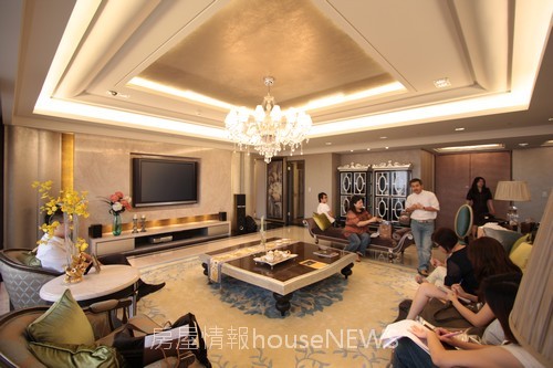 中鈞建設「中悅帝寶」66 12F實品屋.JPG