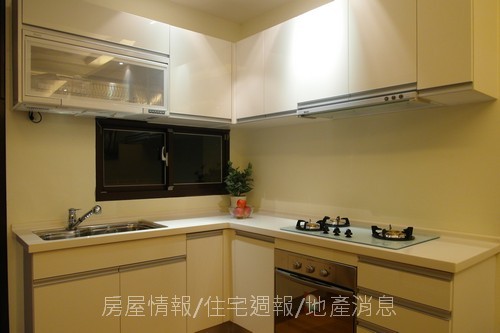 旭嘉聯合科技「在欉紅」24樣品屋.JPG