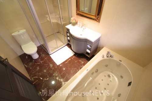 中鈞建設「中悅帝寶」95 12F實品屋.JPG