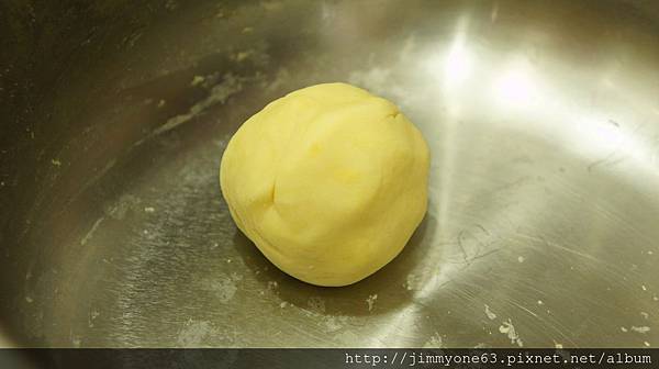 27加了蛋黃的燙麵糰 27加了蛋黃的燙麵糰