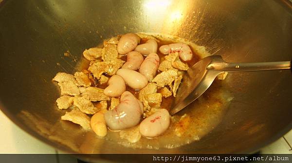 03肉片根雞佛下鍋.jpg 03肉片根雞佛下鍋.jpg