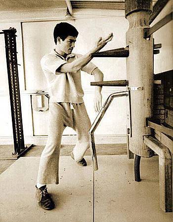 993759_323463727785710_1114109346_n.jpg 993759_323463727785710_1114109346_n.jpg