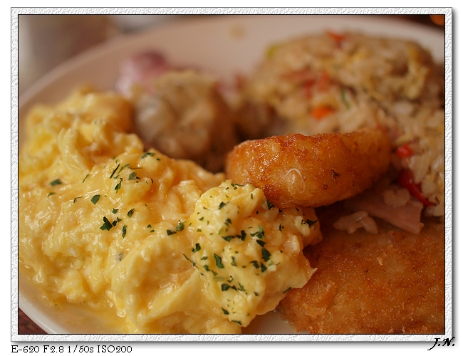 PC163078.jpg PC163078.jpg