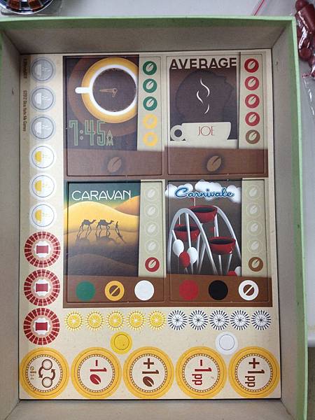 哇！再來映入眼簾的，是華麗的色彩攻擊！