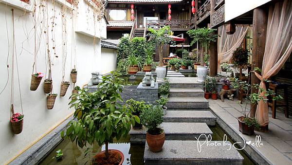 麗江大研古鎮慕名而來客棧 (1)