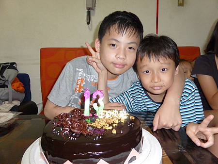 銜12歲生日 2014-06-20 銜12歲生日 2014-06-20