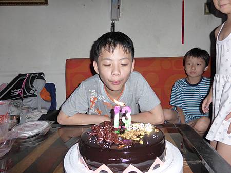 銜12歲生日 2014-06-20 銜12歲生日 2014-06-20