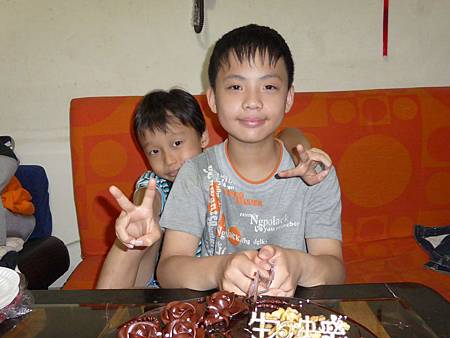 銜12歲生日 2014-06-20 銜12歲生日 2014-06-20