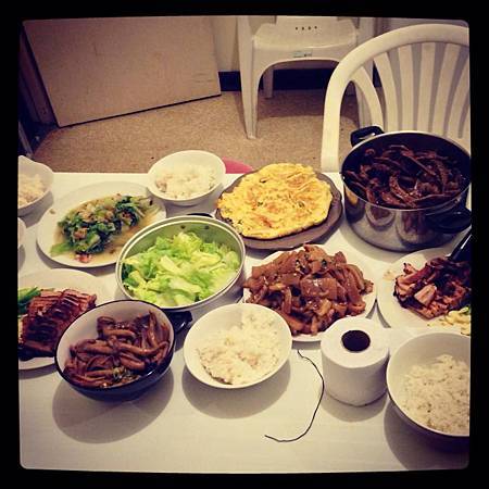 15181_10201438144462292_803275262_n