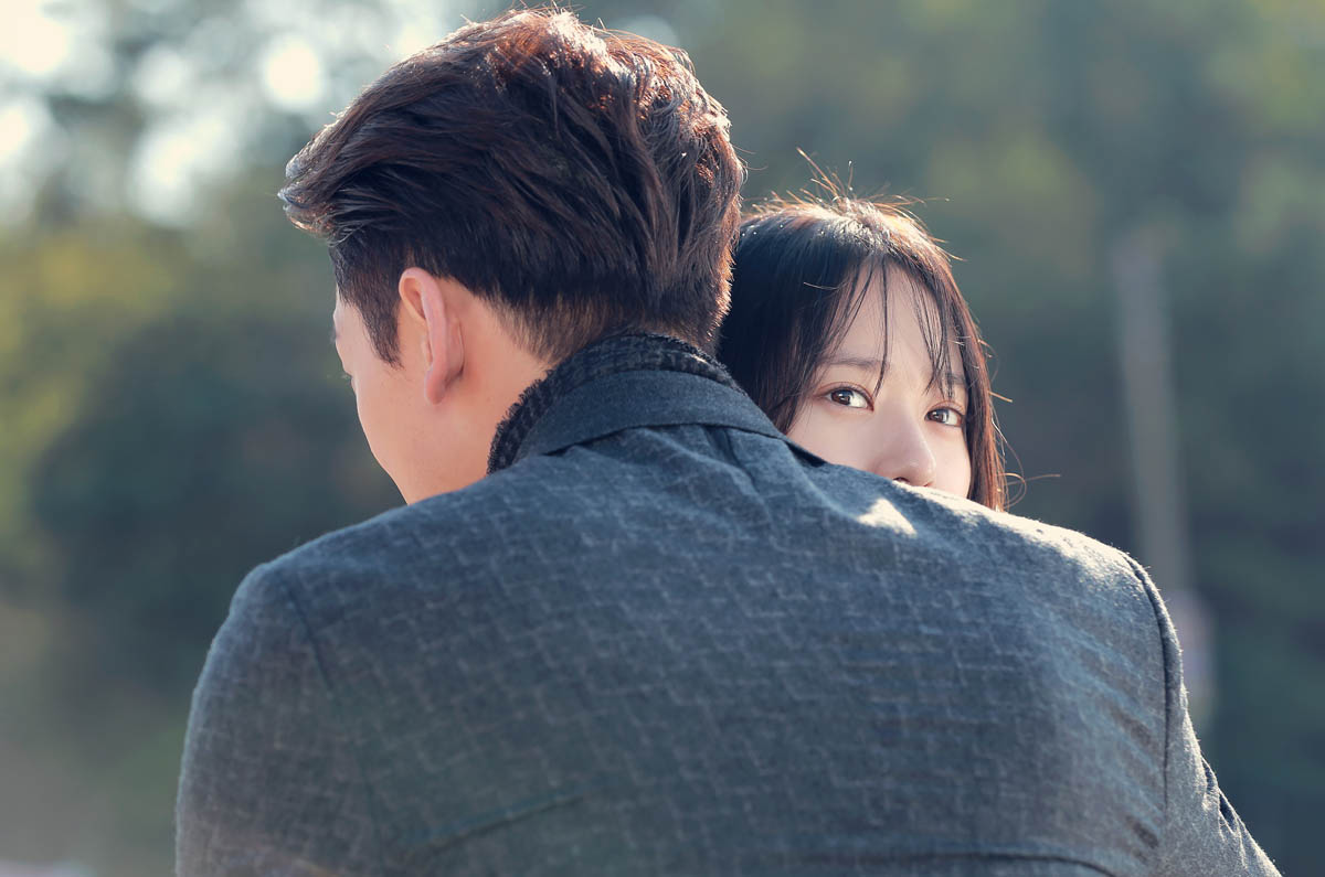 《對我而言可愛的她》曝劇照 Rain深情擁抱Krystal _3 《對我而言可愛的她》曝劇照 Rain深情擁抱Krystal _3