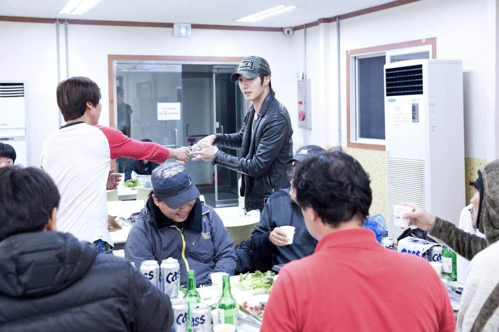 丁一宇辦烤肉派對宴請《巡夜人日誌》劇組 _1 丁一宇辦烤肉派對宴請《巡夜人日誌》劇組 _1