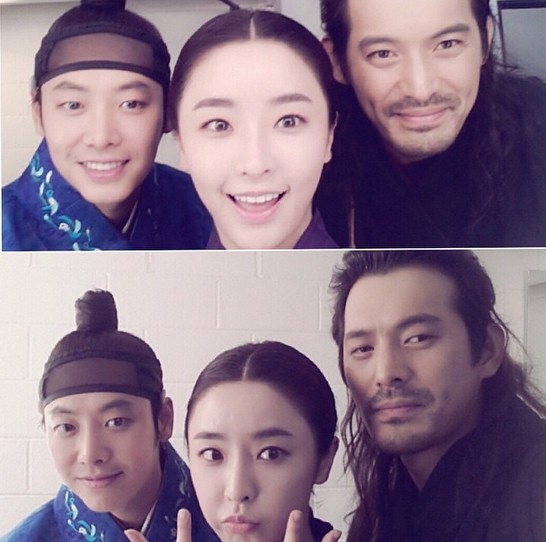 「下女們」鄭柔美，大曬和金東昱-吳智昊的親密合影 「下女們加油」