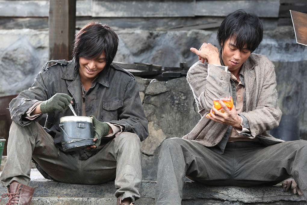 《江南1970》李敏鎬金來沅素顏演繹拾荒男 _1 《江南1970》李敏鎬金來沅素顏演繹拾荒男 _1