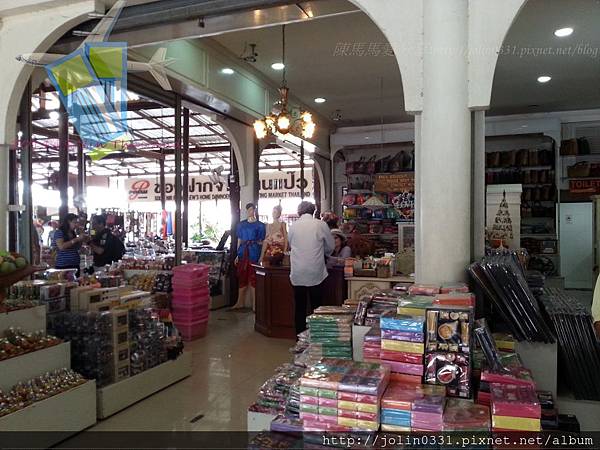 丹能莎朵水上市場