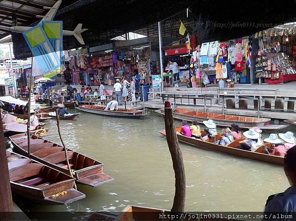 丹能莎朵水上市場