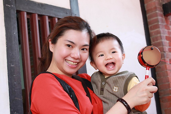 吼~~這麼開心呀~~ IMG_7052.JPG