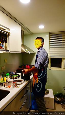 DSC00453mask.jpg DSC00453mask.jpg