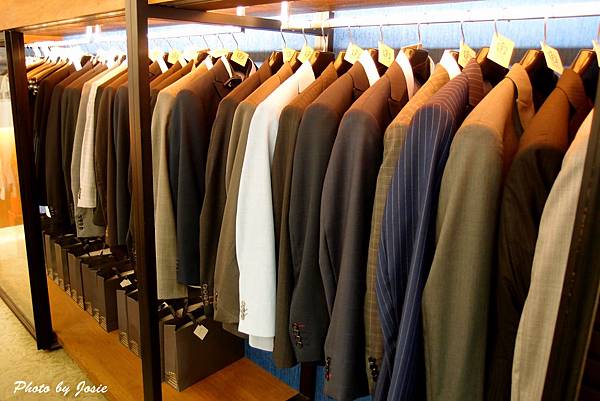 PB289148-001.JPG PB289148-001.JPG