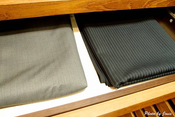 PB289153-001.JPG PB289153-001.JPG