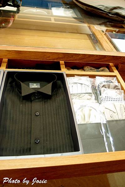 PB289176-001.JPG PB289176-001.JPG