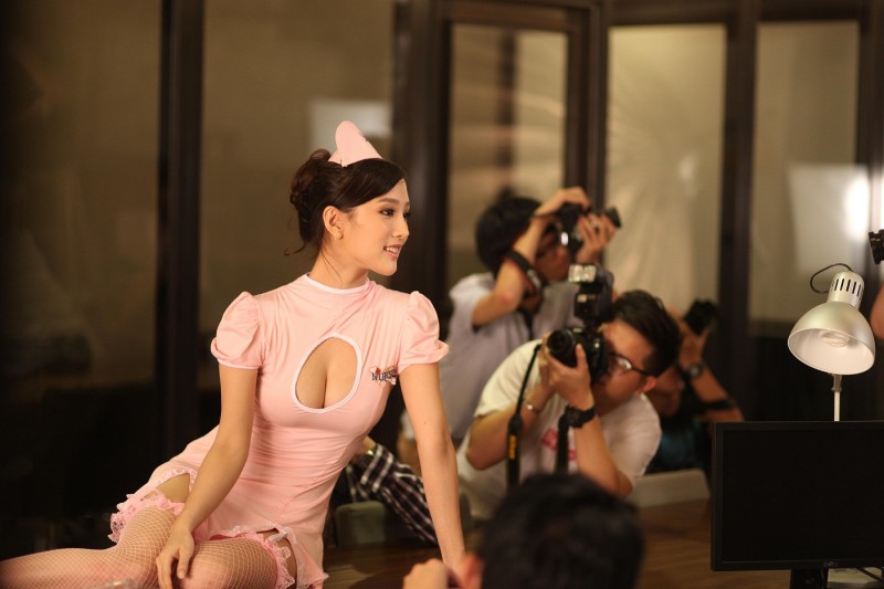 低俗喜劇 低俗喜劇