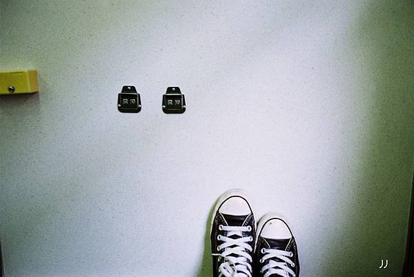 F1000010-1 F1000010-1