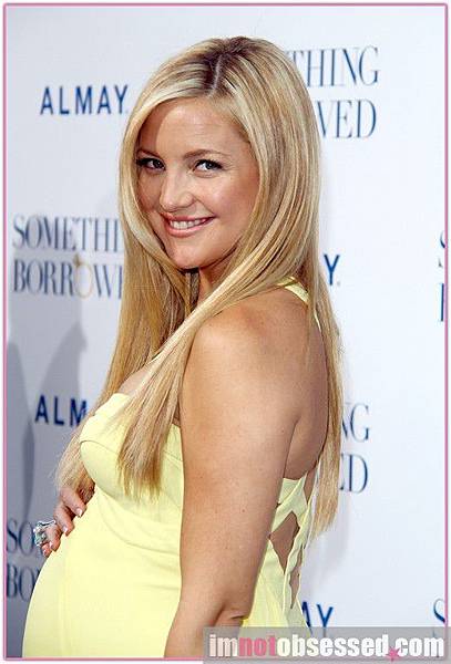 FP_7256666_RIJ_SOMETHING_BORROWED_050311