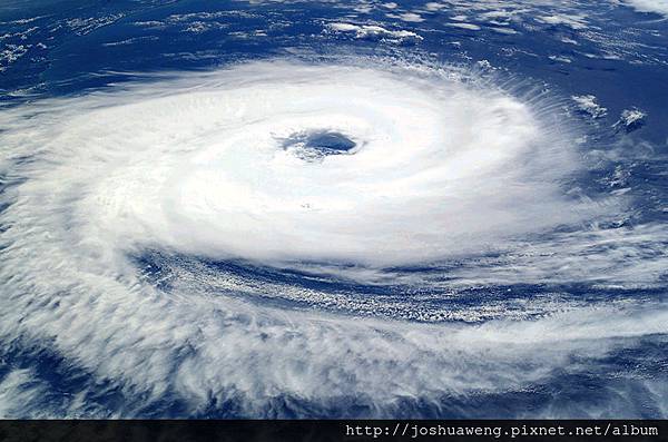 颱風.jpg 颱風.jpg