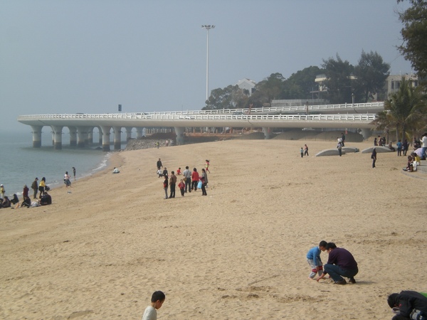 on the way to Hu Li Shen from the University