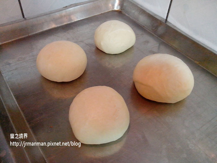 1020番茄造型麵包07.jpg