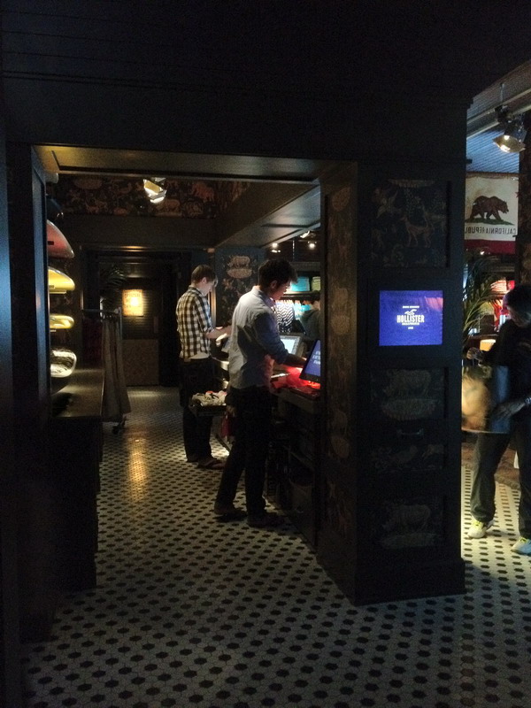 IMG_1858.jpg IMG_1858.jpg