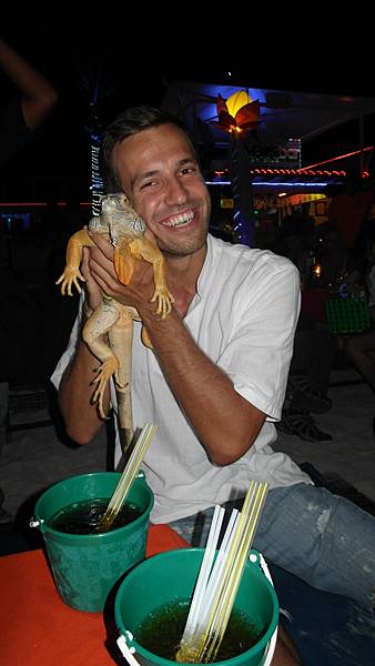 SAM_4298.JPG SAM_4298.JPG