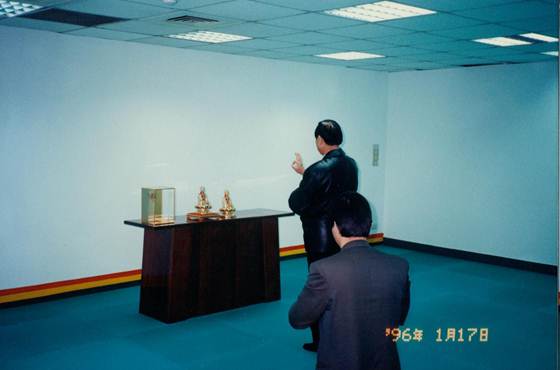 image053.jpg image053.jpg