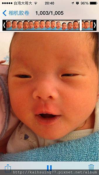 ❤影音❤我們家小Baby小鳳梨喝奶奶打嗝中~~聲音表情超