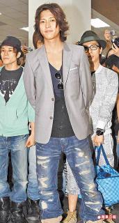 apple P in Taiwan.jpg