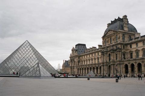 louvre