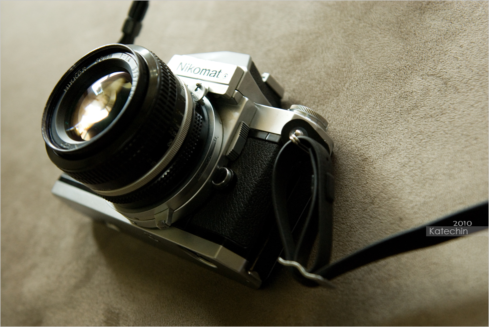nikonmat.jpg nikonmat.jpg