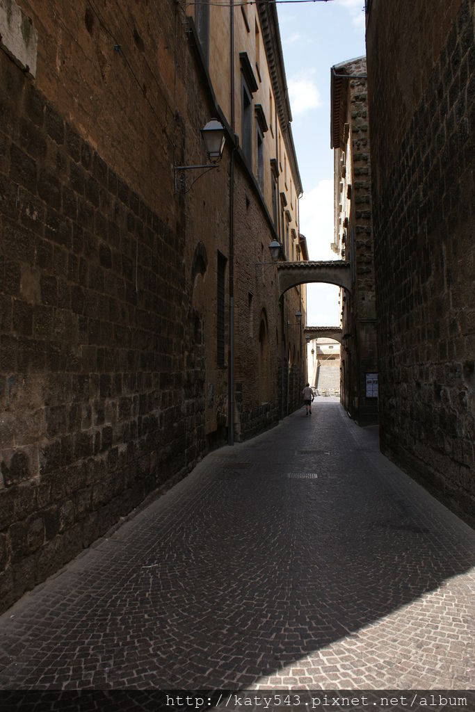 ORVIETO-25